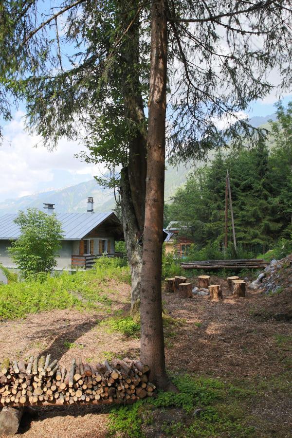 Chamonix Large Chalet, Sleeps 12, 200M2, 5 Bedroom, 4 Bathroom, Garden, Jacuzzi, Sauna Esterno foto